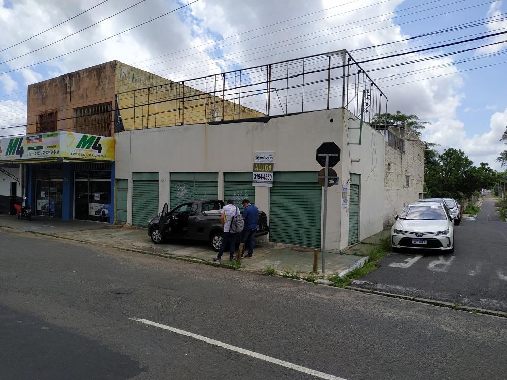 Depósito-Galpão-Armazém para alugar, 250m² - Foto 1