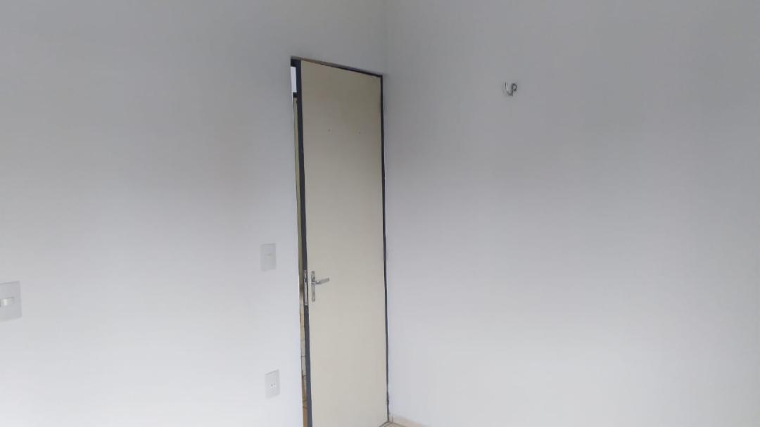 Apartamento para alugar com 3 quartos, 77m² - Foto 5