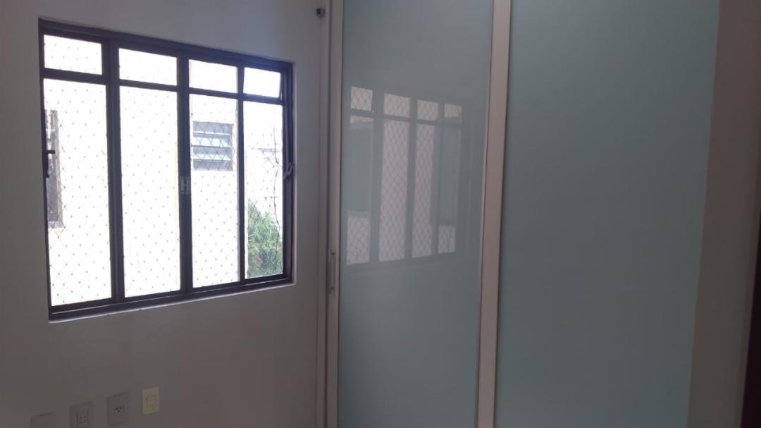 Apartamento para alugar com 3 quartos, 77m² - Foto 8