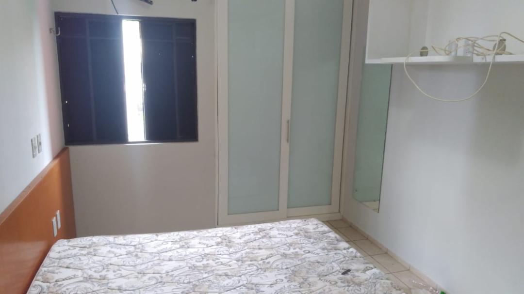 Apartamento para alugar com 3 quartos, 77m² - Foto 10