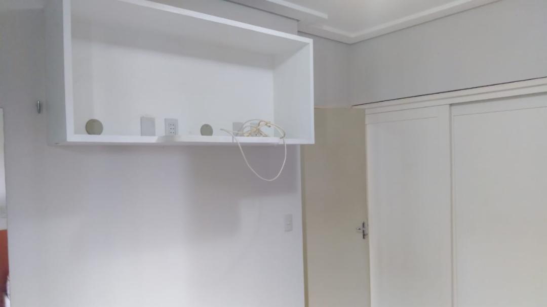 Apartamento para alugar com 3 quartos, 77m² - Foto 11