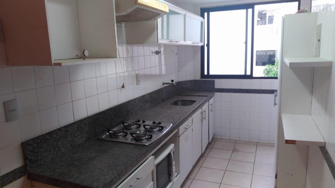 Apartamento para alugar com 3 quartos, 77m² - Foto 18