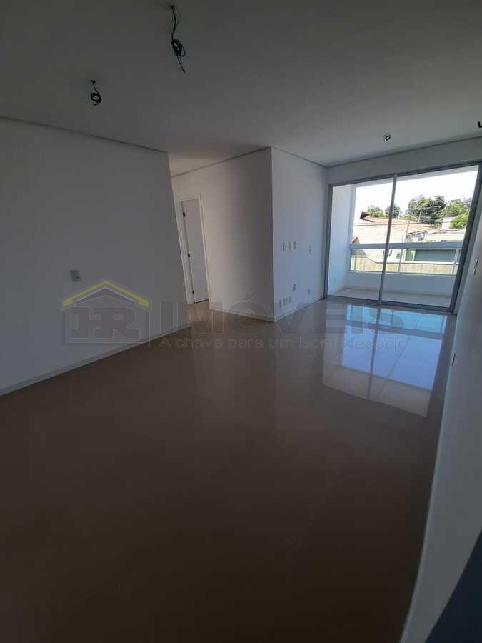 Apartamento à venda com 2 quartos, 80m² - Foto 2