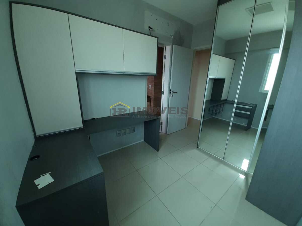 Apartamento à venda com 3 quartos, 80m² - Foto 4