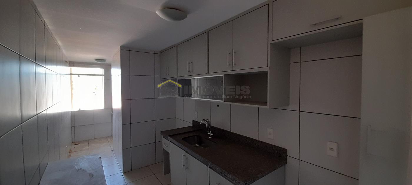 Apartamento à venda com 2 quartos, 70m² - Foto 19