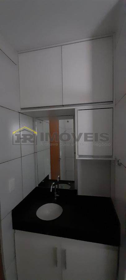 Apartamento à venda com 2 quartos, 70m² - Foto 17