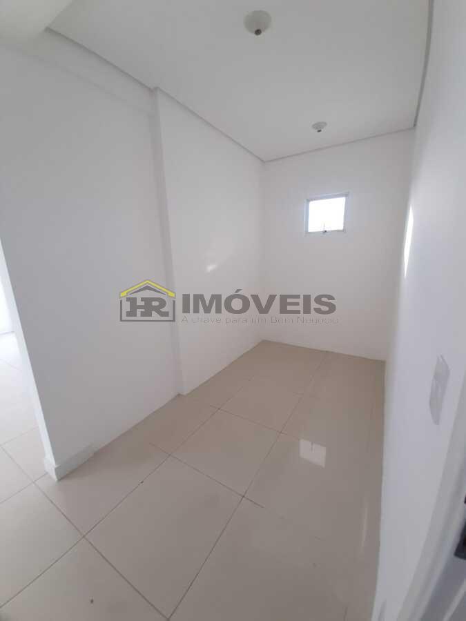 Apartamento à venda com 4 quartos, 190m² - Foto 7