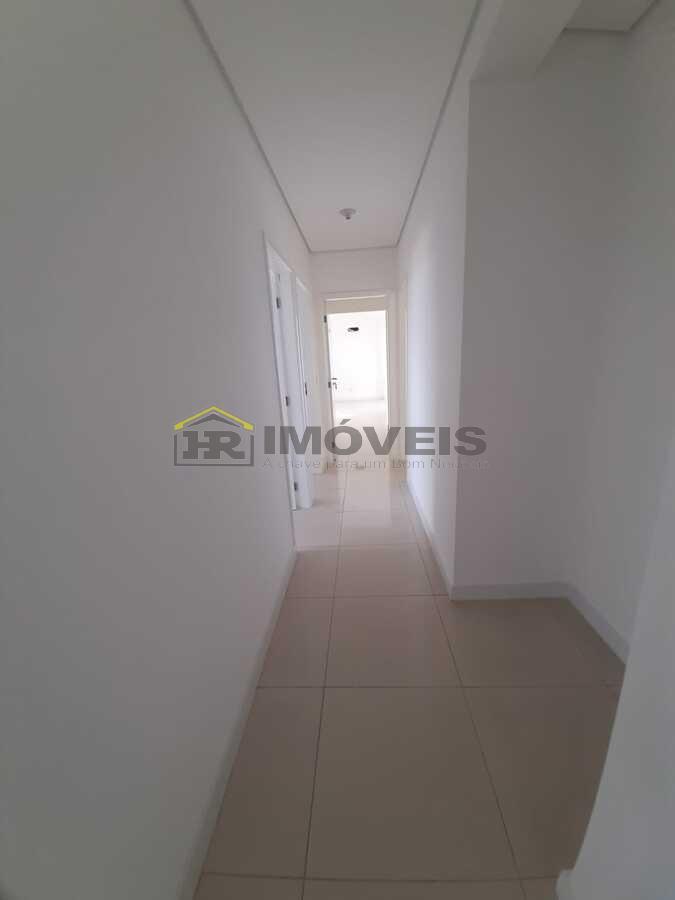 Apartamento à venda com 4 quartos, 190m² - Foto 15