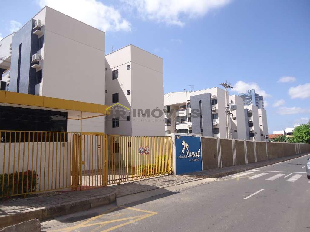 Apartamento para alugar com 3 quartos, 77m² - Foto 1