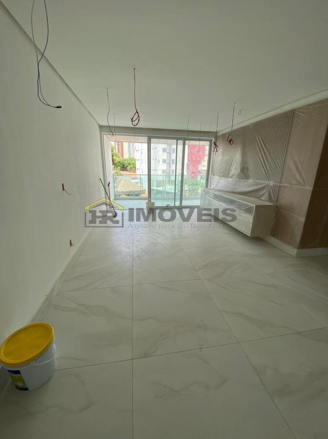 Apartamento à venda com 3 quartos, 150m² - Foto 8