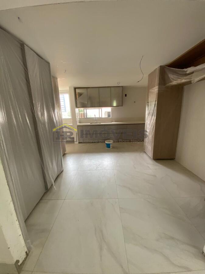 Apartamento à venda com 3 quartos, 150m² - Foto 17