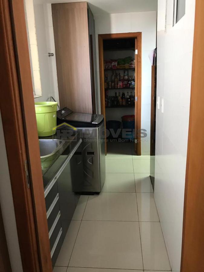 Apartamento à venda com 3 quartos, 130m² - Foto 9