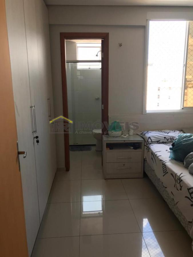 Apartamento à venda com 3 quartos, 130m² - Foto 11