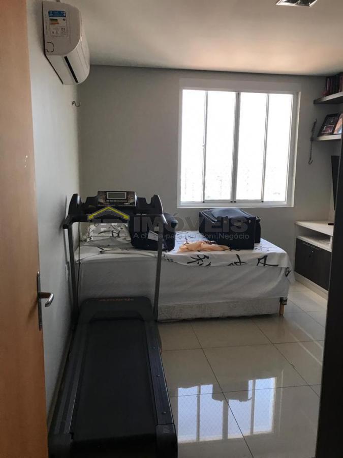 Apartamento à venda com 3 quartos, 130m² - Foto 13