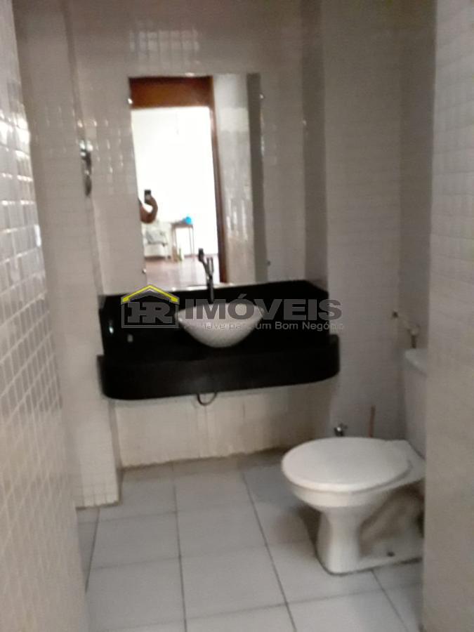 Casa à venda com 4 quartos, 340m² - Foto 13