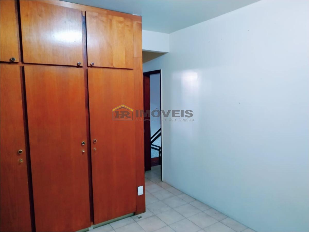 Casa para alugar com 5 quartos, 500m² - Foto 16