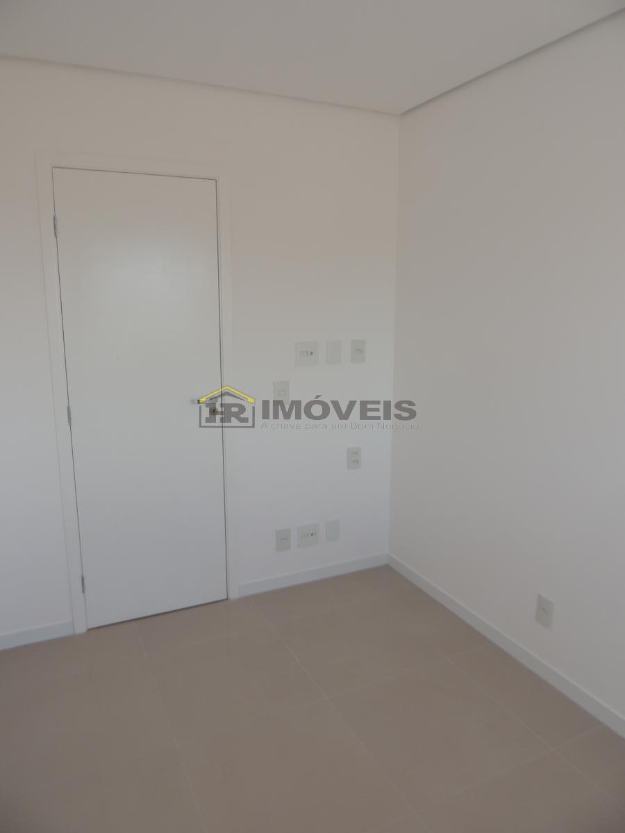 Apartamento à venda com 3 quartos, 80m² - Foto 8