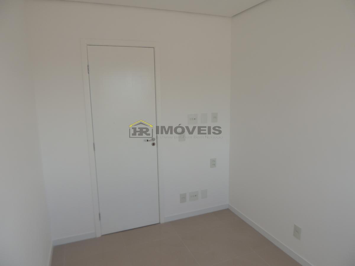 Apartamento à venda com 3 quartos, 80m² - Foto 15