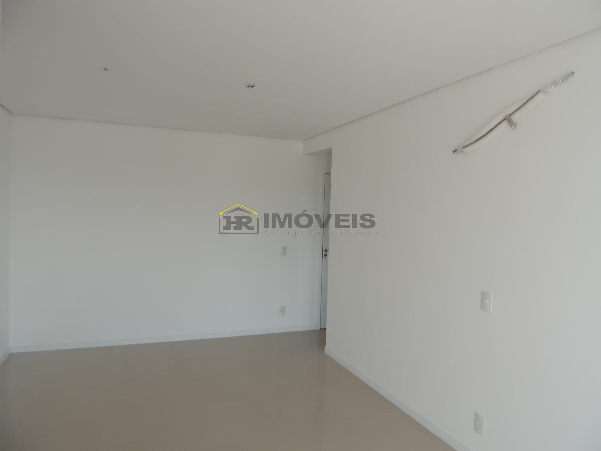 Apartamento à venda com 3 quartos, 80m² - Foto 5