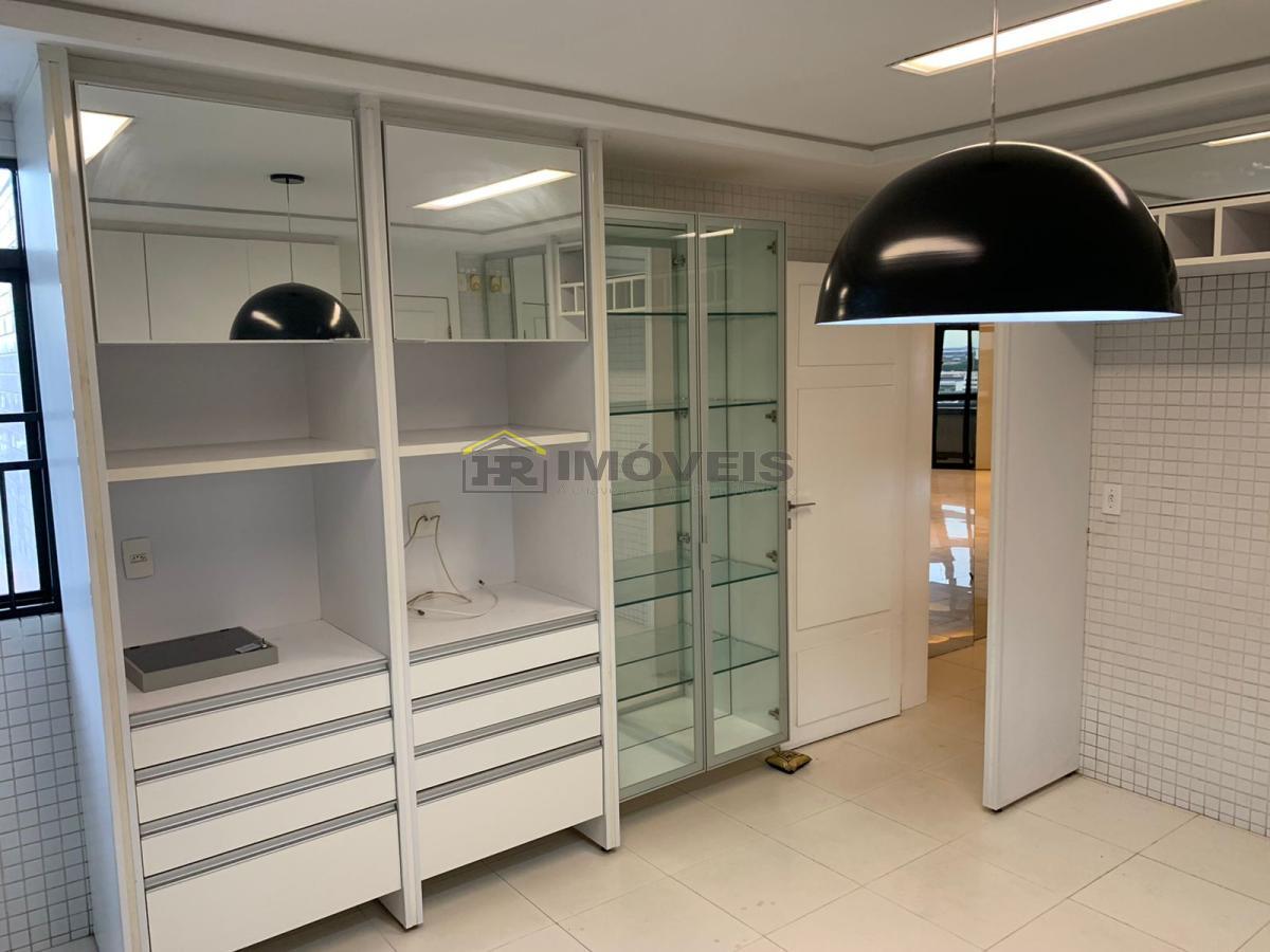 Apartamento à venda com 4 quartos, 303m² - Foto 6