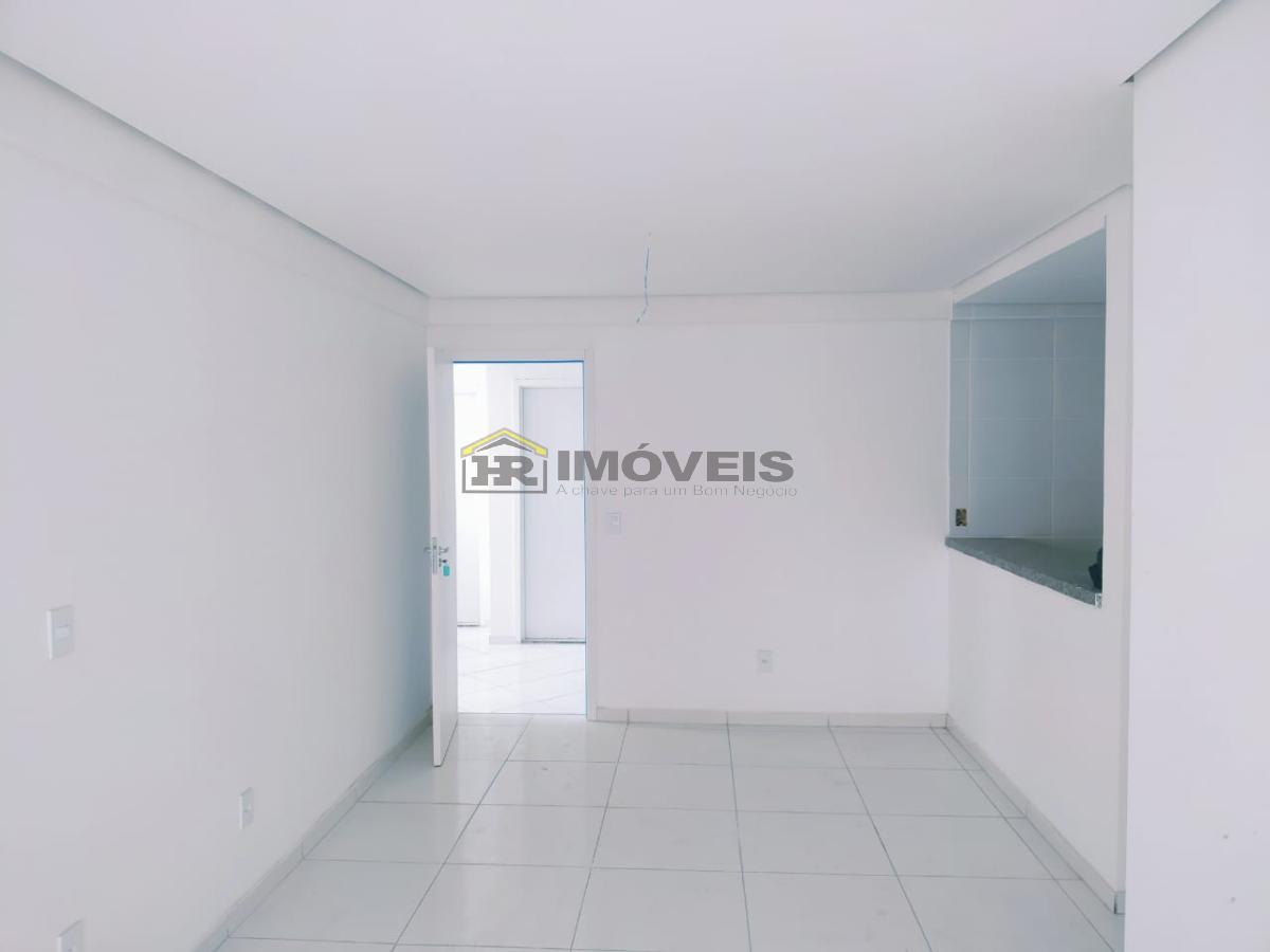 Apartamento à venda com 2 quartos, 60m² - Foto 4