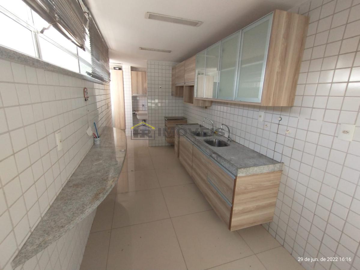 Apartamento à venda com 4 quartos, 187m² - Foto 21