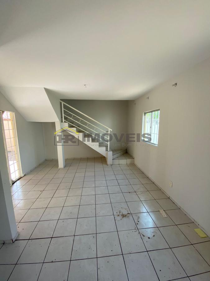 Casa à venda com 3 quartos, 404m² - Foto 4