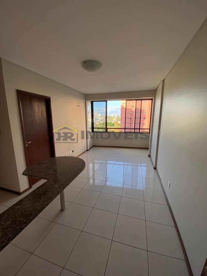 Apartamento à venda com 1 quarto, 60m² - Foto 2