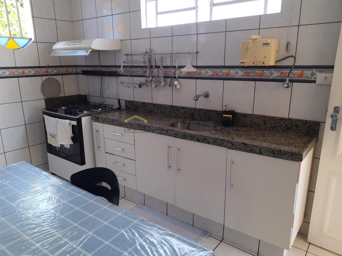 Casa à venda com 3 quartos, 450m² - Foto 25