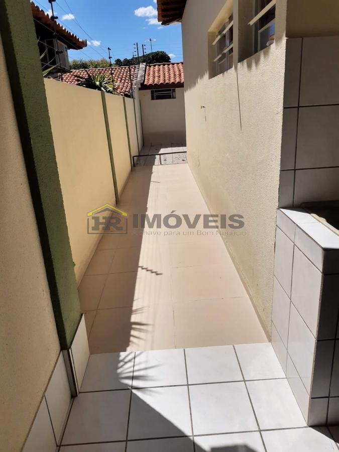 Casa à venda com 3 quartos, 450m² - Foto 31