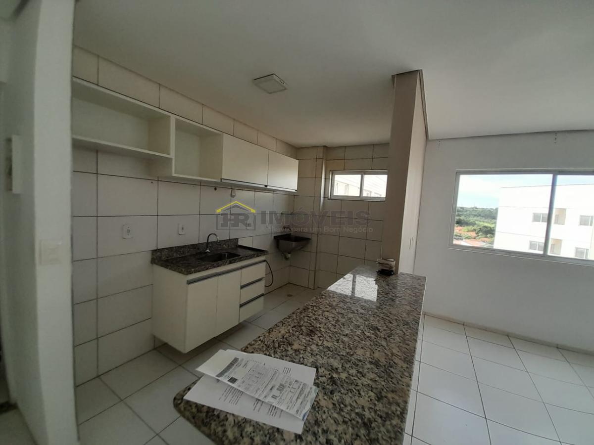 Apartamento à venda com 3 quartos, 65m² - Foto 3