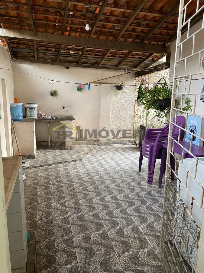 Casa à venda com 3 quartos, 200m² - Foto 11