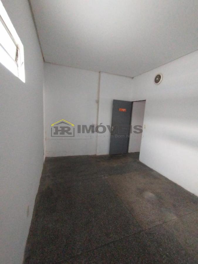 Depósito-Galpão-Armazém para alugar, 300m² - Foto 10