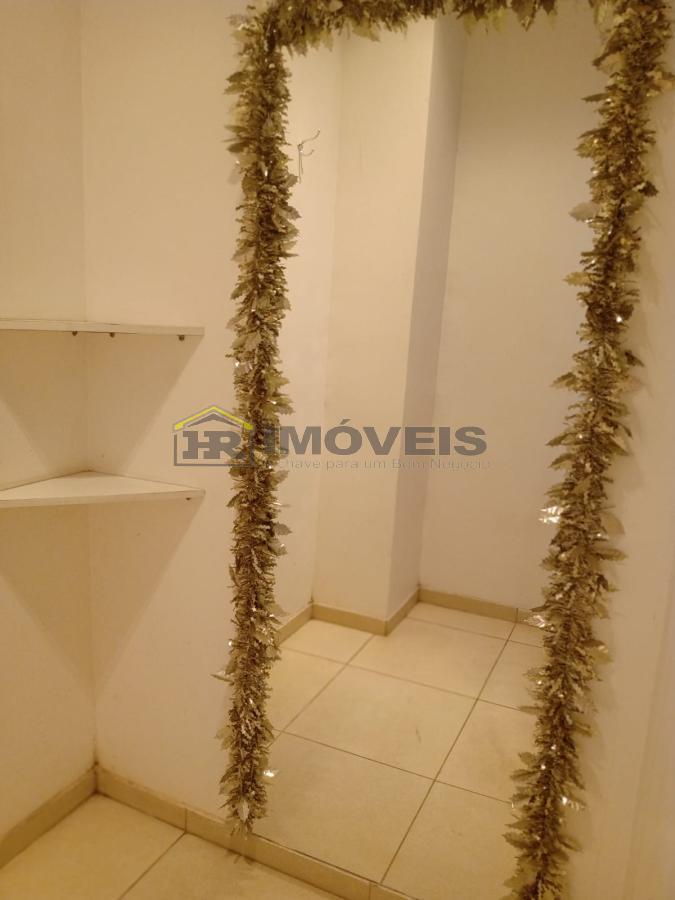 Casa à venda com 7 quartos, 300m² - Foto 19