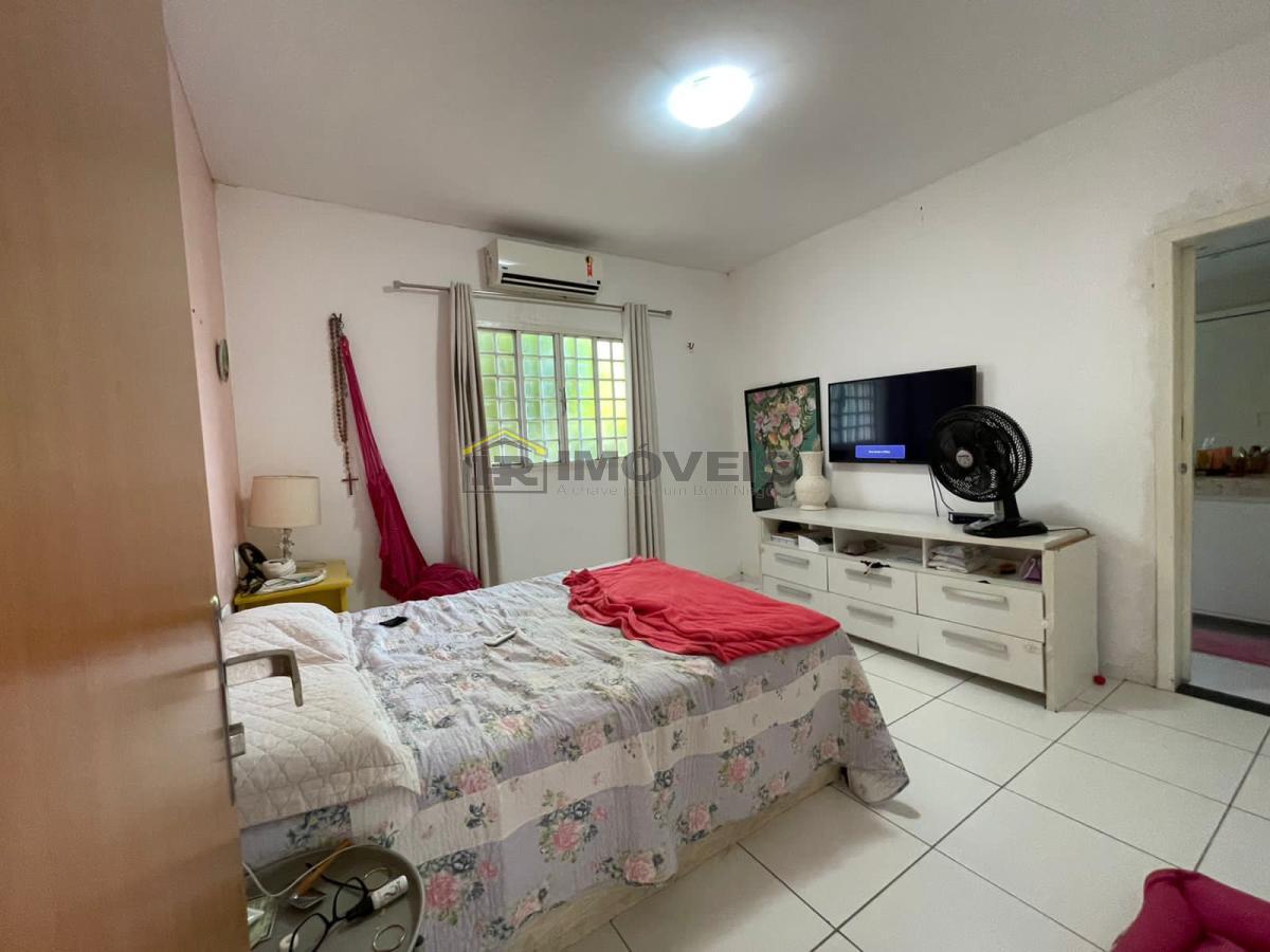 Casa à venda com 2 quartos, 360m² - Foto 7