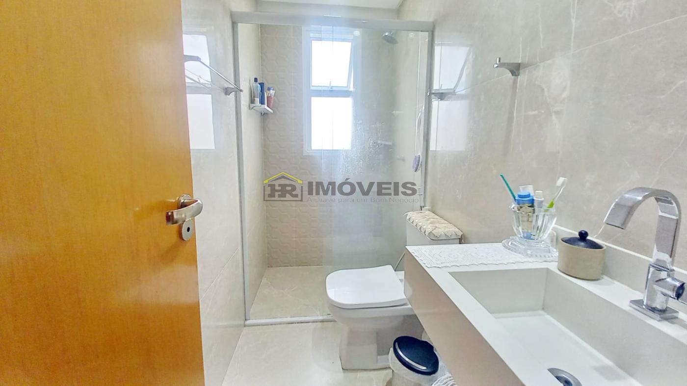 Apartamento à venda com 2 quartos, 66m² - Foto 5