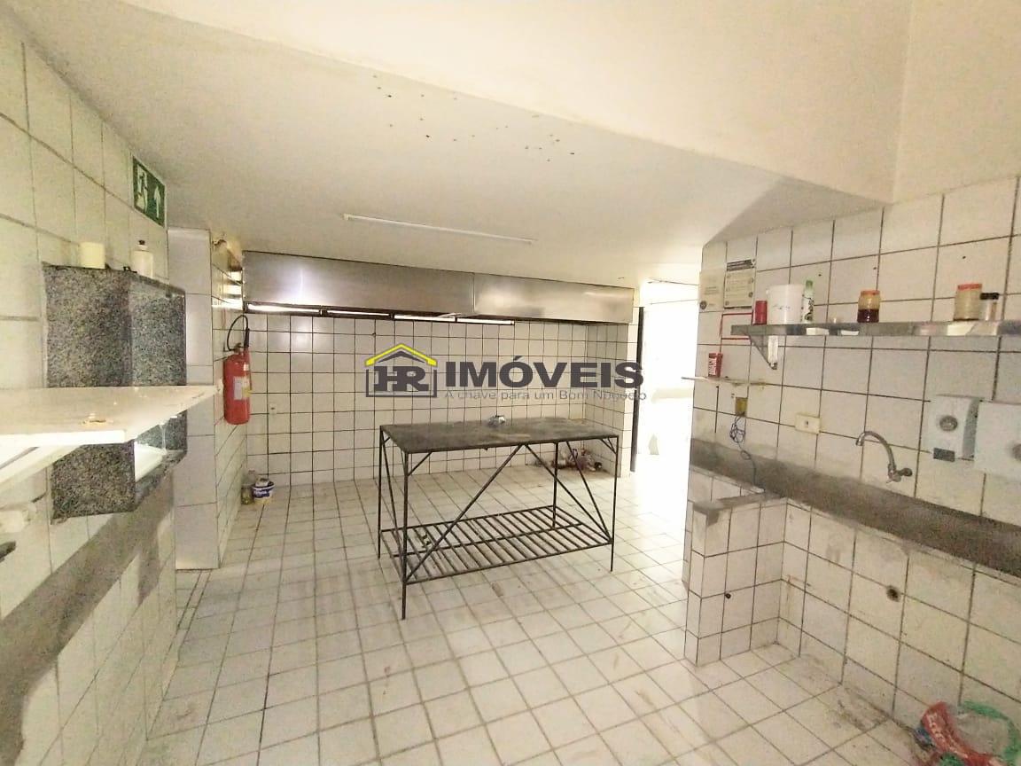 Loja-Salão para alugar com 3 quartos, 350m² - Foto 23