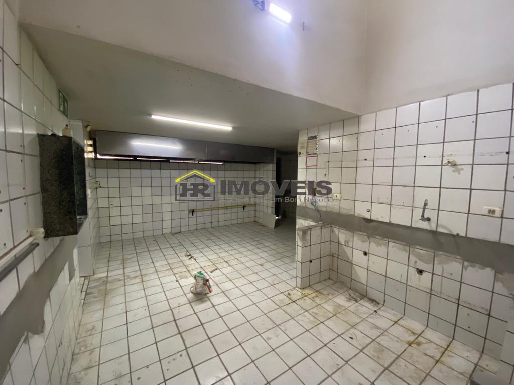 Loja-Salão para alugar com 3 quartos, 350m² - Foto 29