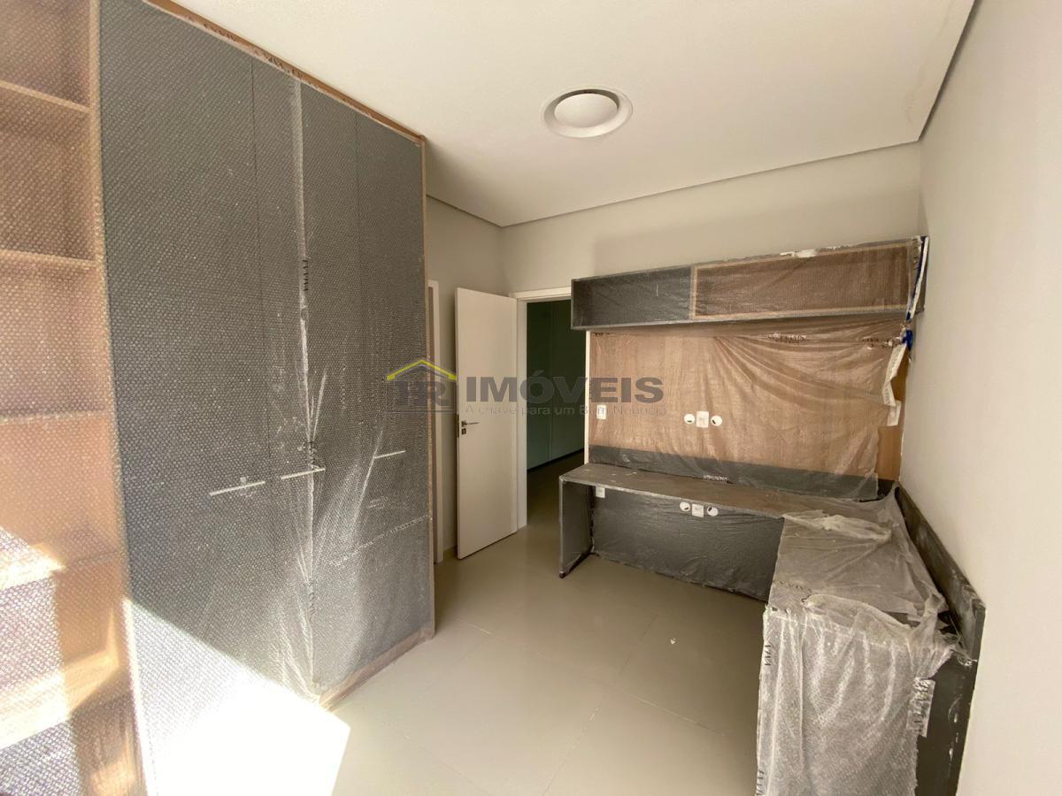 Casa de Condomínio para alugar com 6 quartos, 317m² - Foto 25