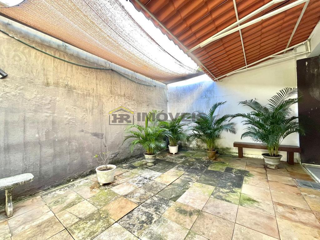 Casa de Condomínio à venda com 5 quartos, 147m² - Foto 27