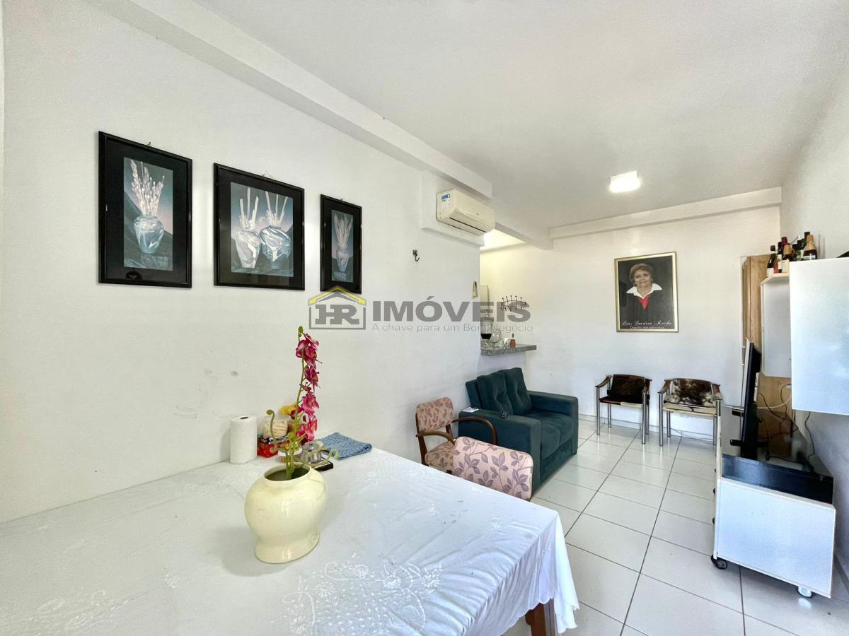 Apartamento à venda com 3 quartos, 74m² - Foto 4