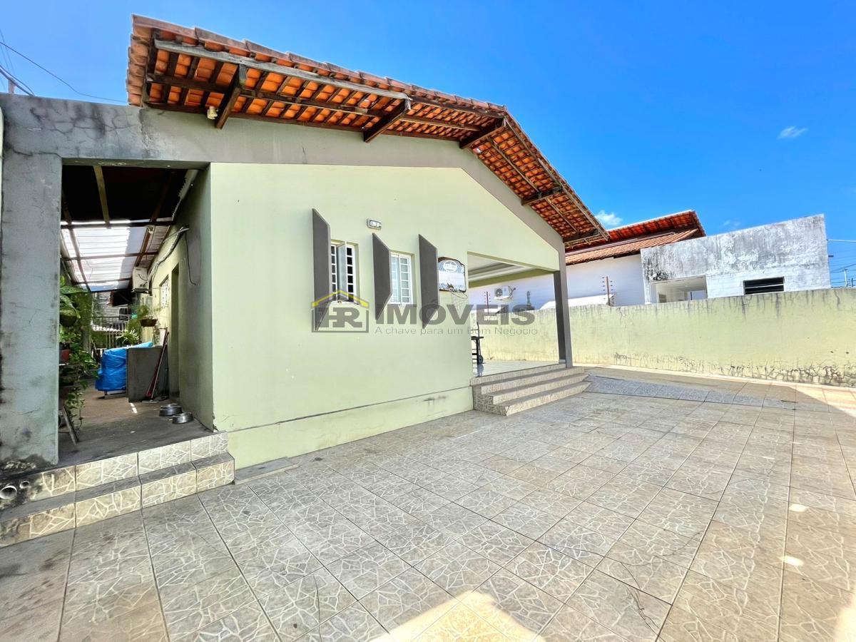 Casa à venda com 3 quartos, 383m² - Foto 3