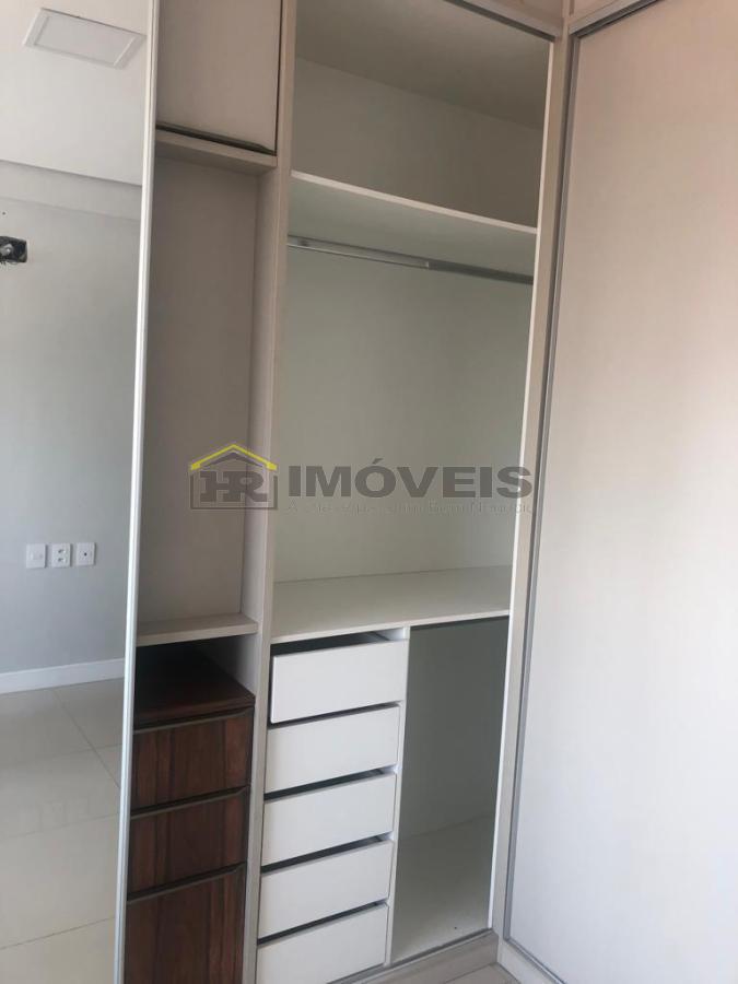 Apartamento à venda com 3 quartos, 118m² - Foto 18