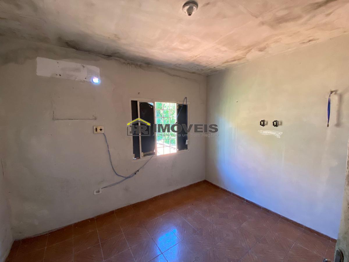 Casa para alugar com 2 quartos, 355m² - Foto 12