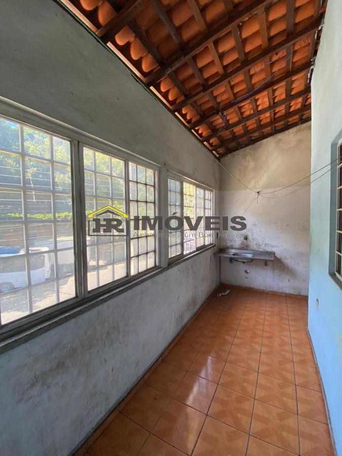 Casa para alugar com 2 quartos, 355m² - Foto 15