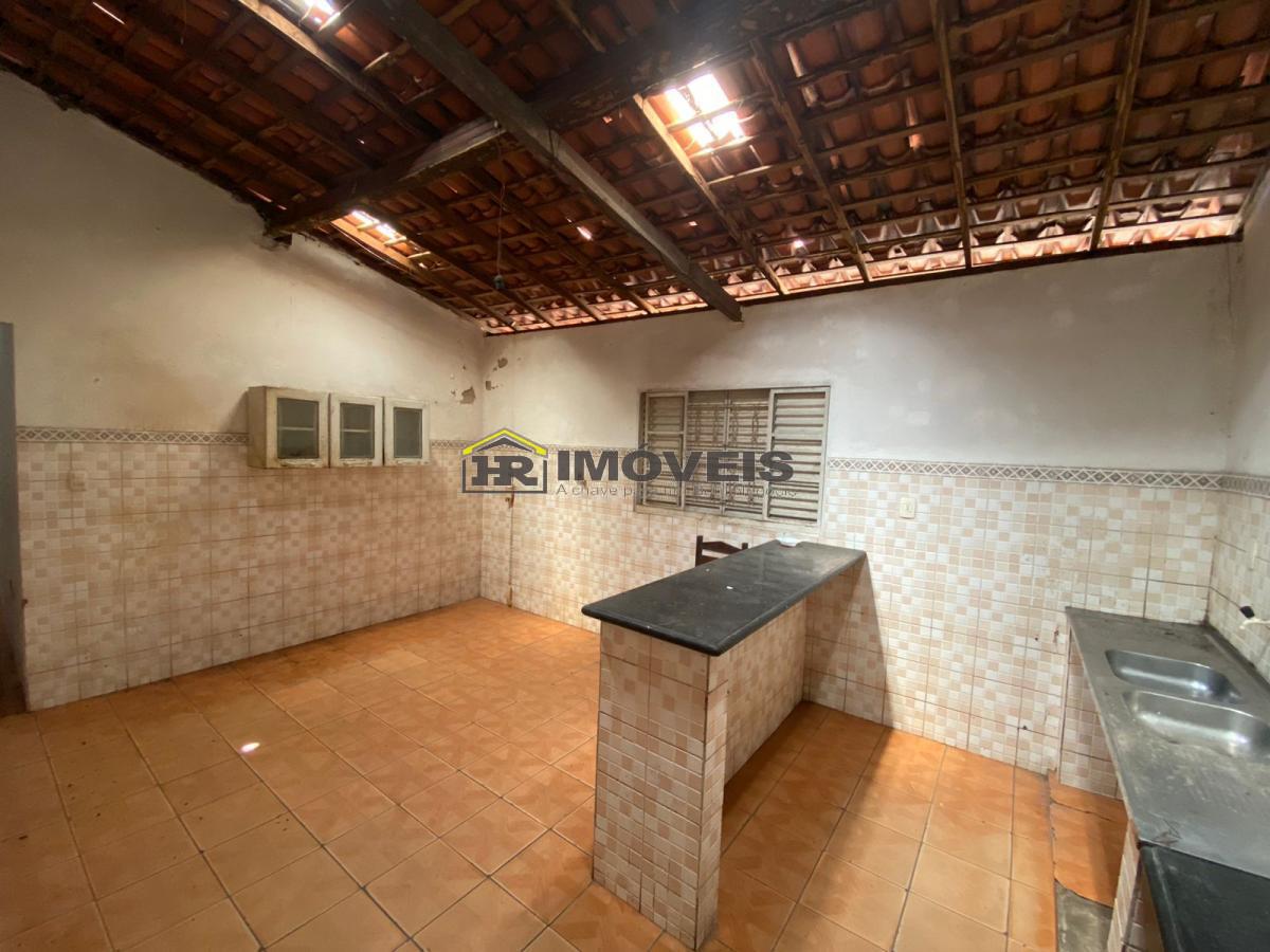 Casa para alugar com 2 quartos, 355m² - Foto 22