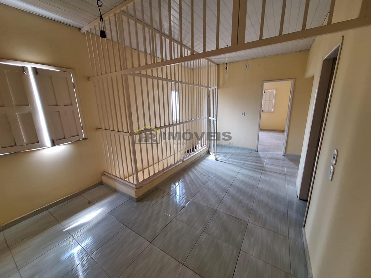 Casa à venda com 6 quartos, 300m² - Foto 16