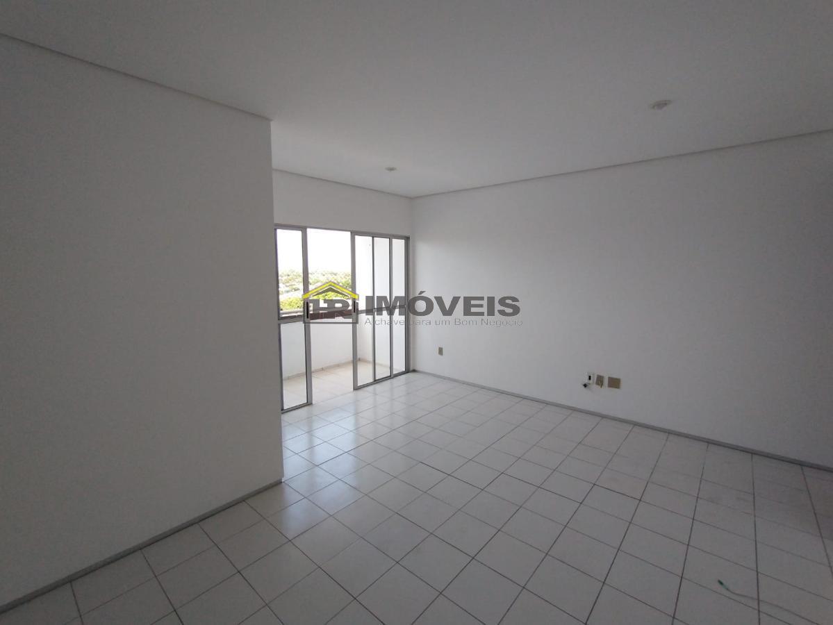 Apartamento para alugar com 3 quartos, 90m² - Foto 2