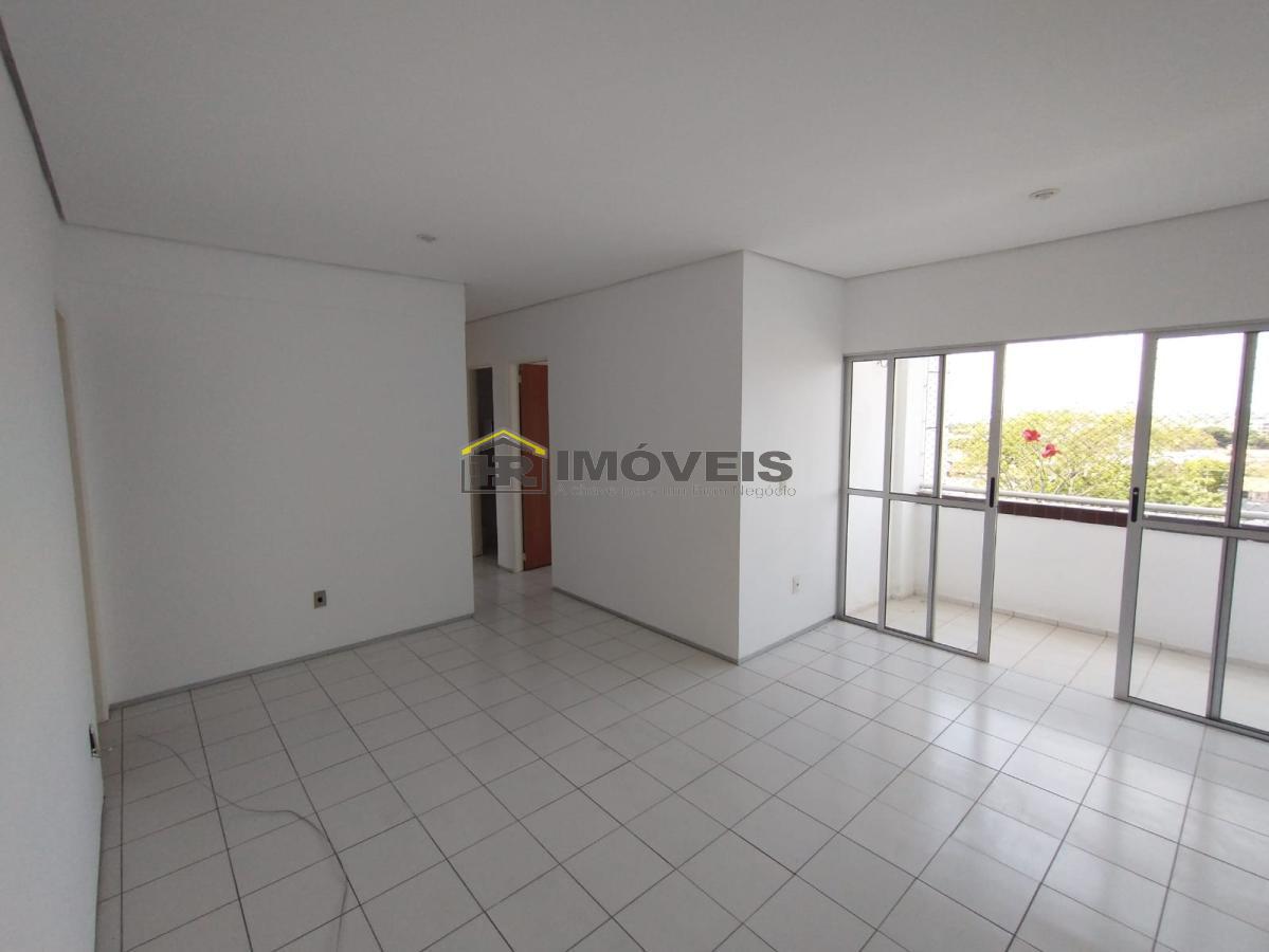 Apartamento para alugar com 3 quartos, 90m² - Foto 1