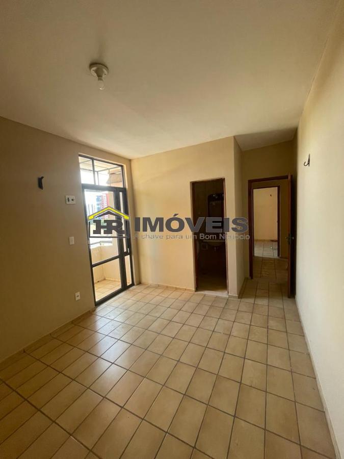 Apartamento para alugar com 4 quartos, 150m² - Foto 6